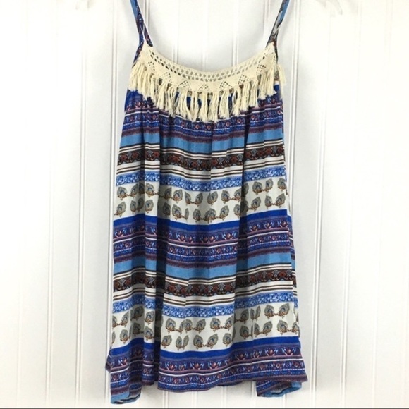 Umgee Blue Boho Crochet & Fringe Trimmed Cami Top Size Medium - Picture 8 of 8